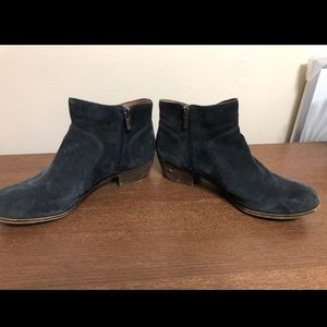 Lucky Brand navy bootie 10